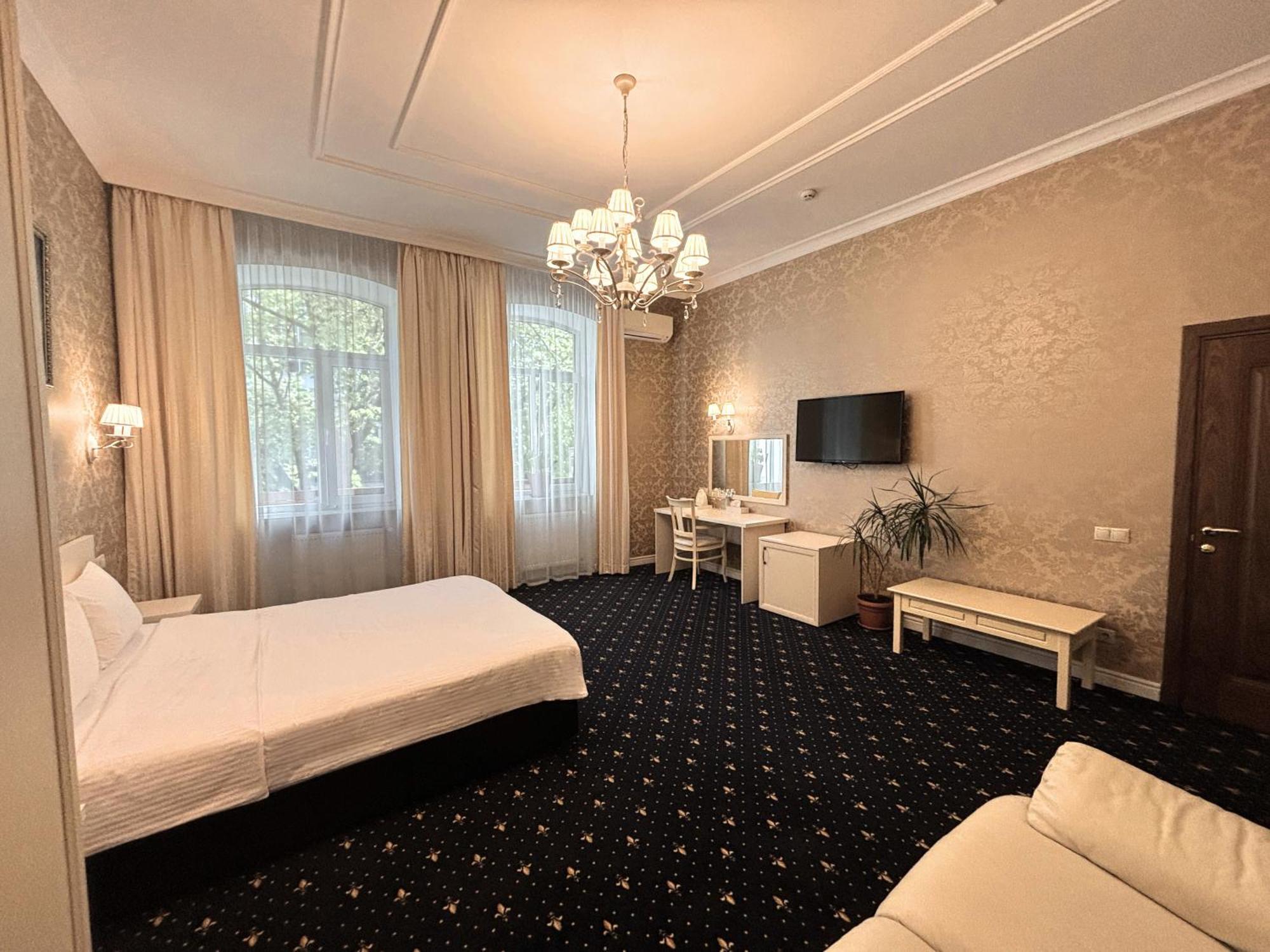 Hotel Odeska Astoria Odessa Esterno foto
