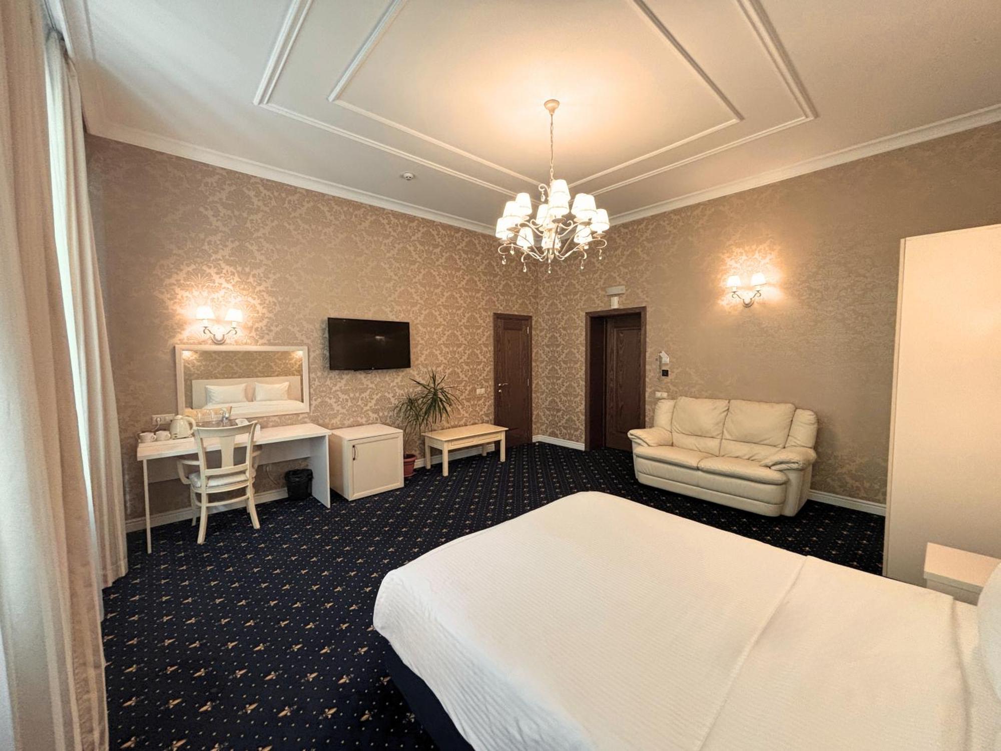 Hotel Odeska Astoria Odessa Esterno foto